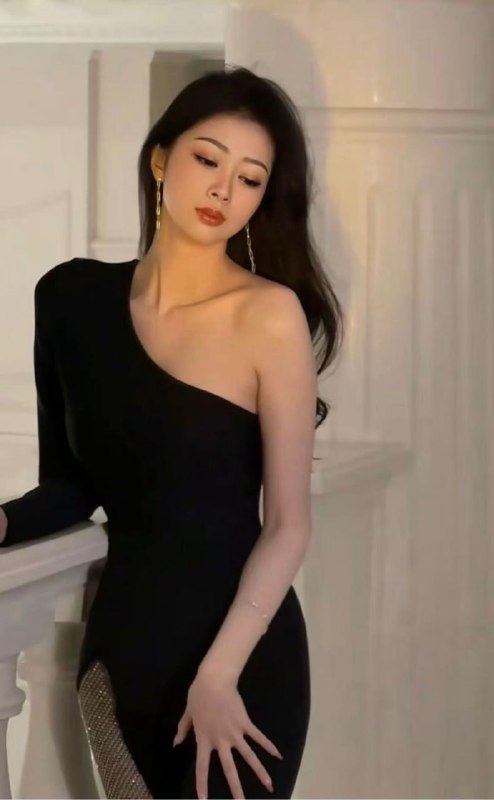 极致服务意大利模特过夜童颜巨乳心仪选择 1 图片