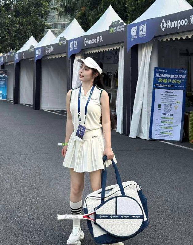 至尊服务学霸美女灵活时间解锁姿势APP预约 3 图片