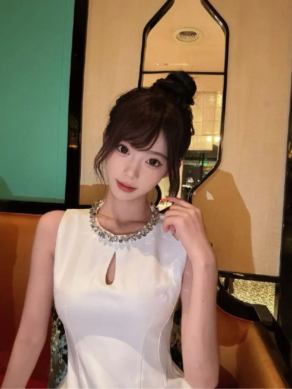 外围联系方式汇总新加坡校花女神真人真照 2 图片