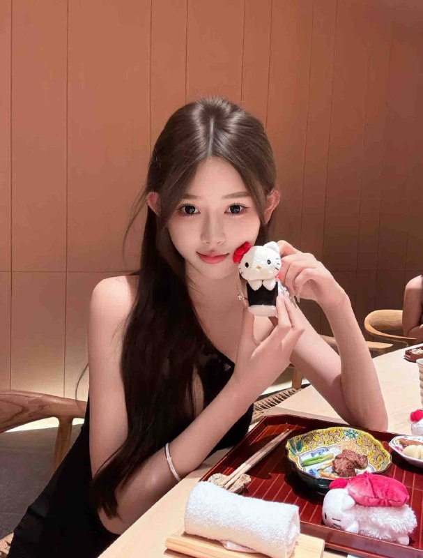 成都美女不满意换人外围半天价 1 图片