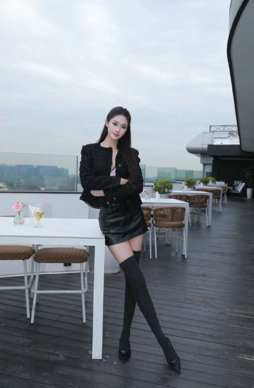 高铁站附近长沙休闲会所少妇外围联系方式 1 图片