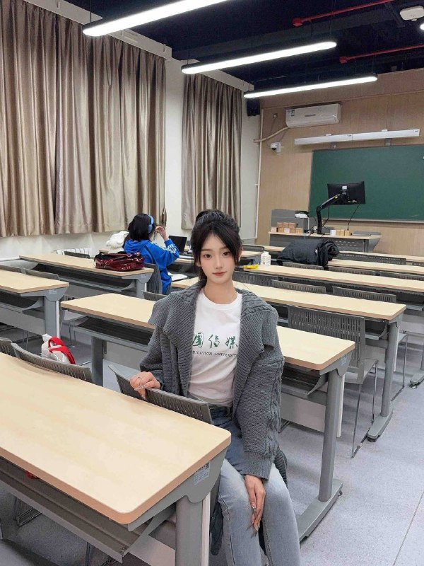 大连160cm素颜美女四手按摩满意度高 5 图片