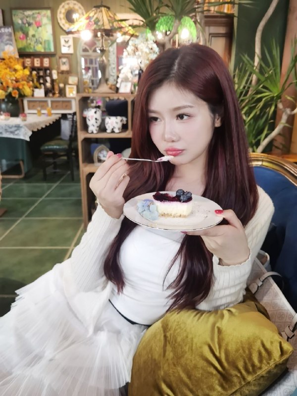 附近有没有外围南宁风韵少妇真人真照 4 图片