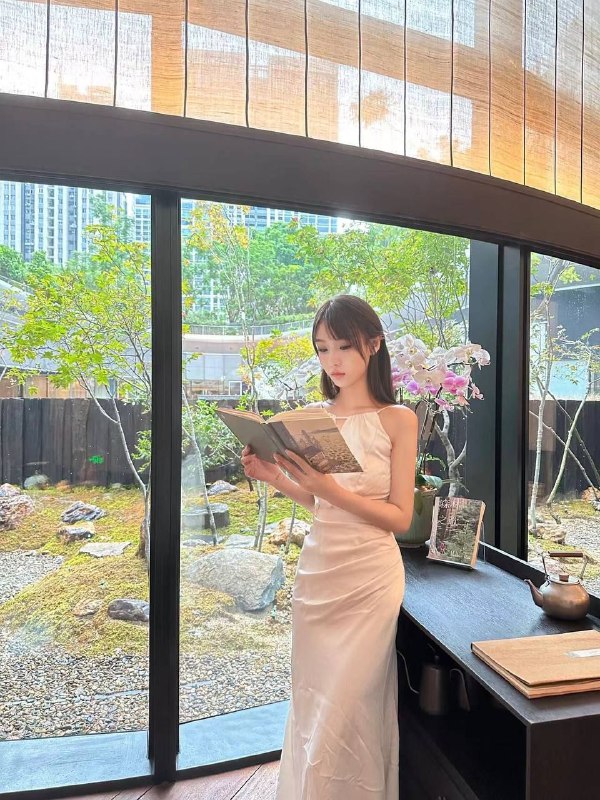 当地外围服务澳门夜场模特蓝颜知己外围APP 3 图片