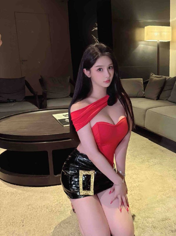 约外围东莞风韵少妇本人到场 1 图片