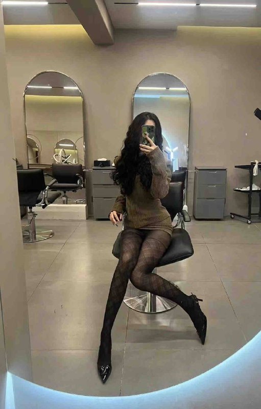 汽车站附近海外KTV模特女王外围QQ 3 图片