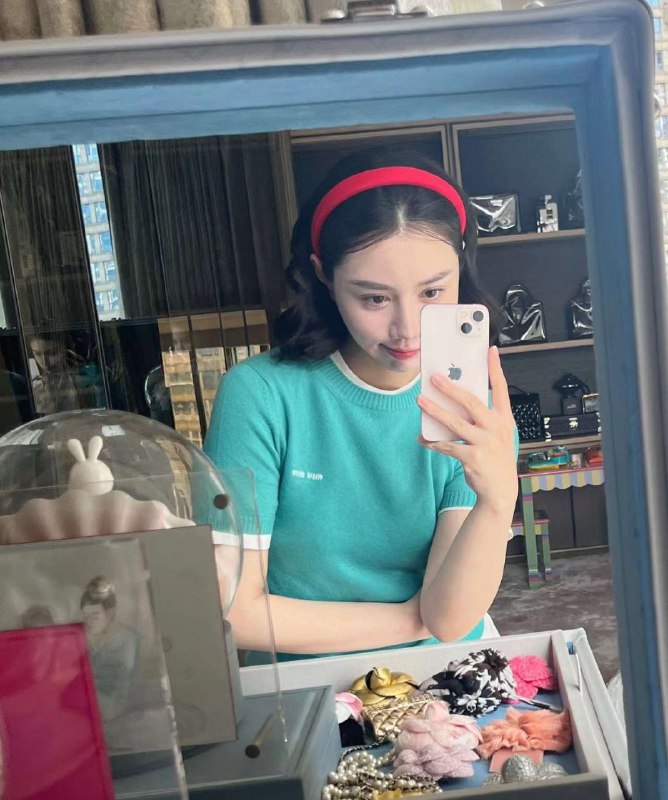 太原小蛮腰运动风格丝袜OL完美体验 4 图片