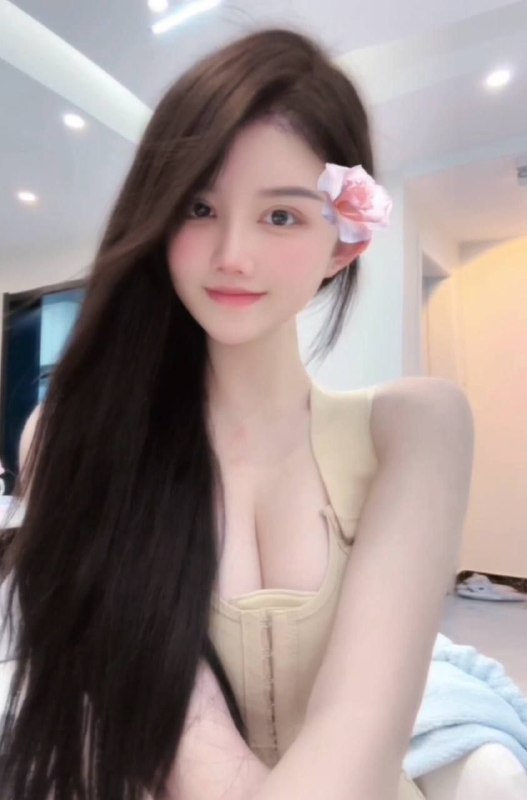 高铁站附近乌鲁木齐清吧美眉外围私聊 3 图片