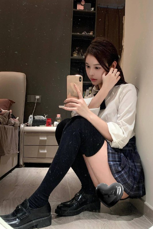外围真的假的西安性感御姐素颜照 3 图片